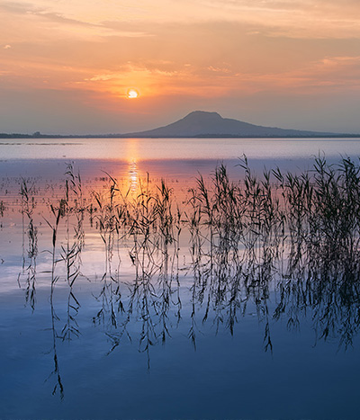 湖光山色